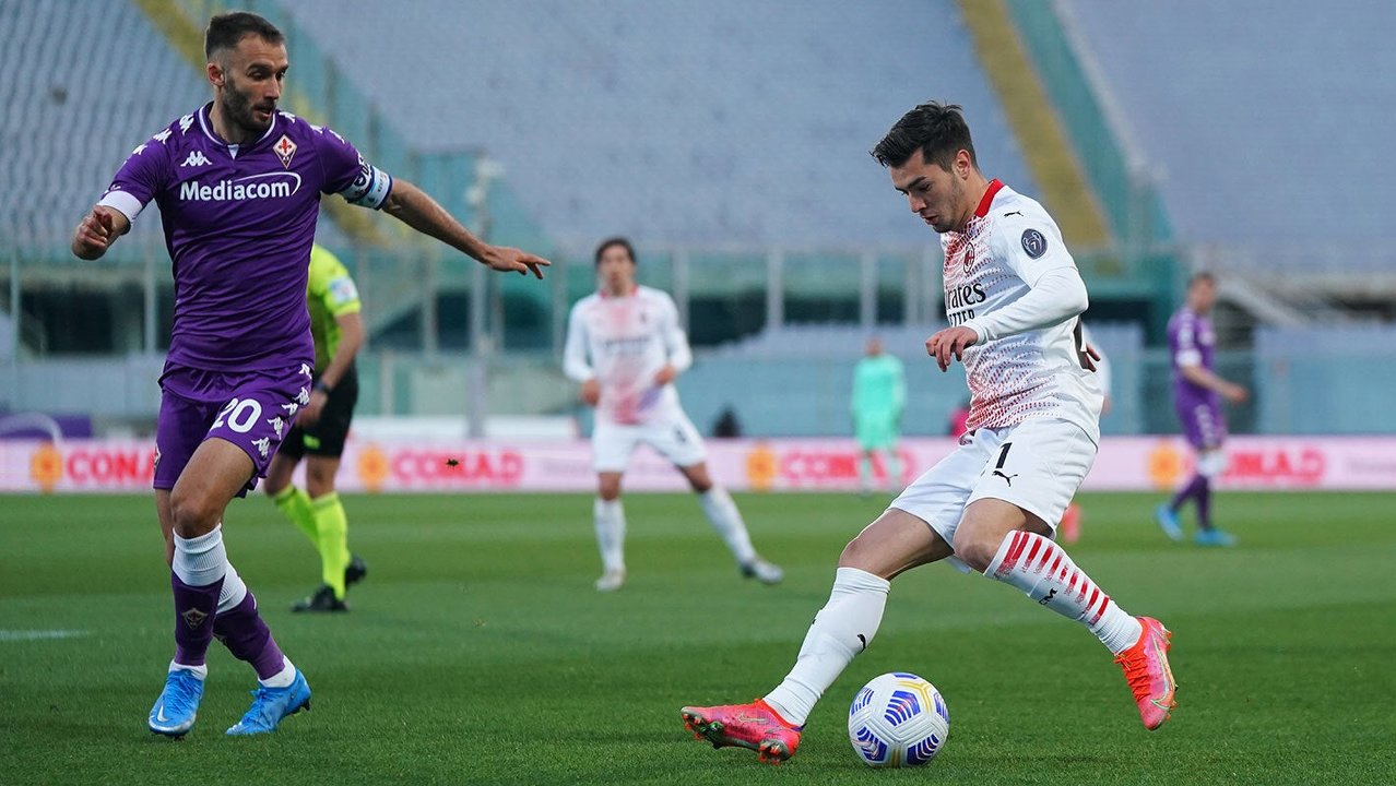 Fiorentina vs AC Milan (02:45 – 05/03) | Xem lại trận đấu