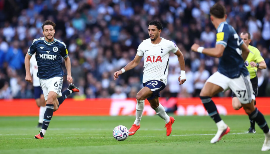 Tottenham vs Newcastle United (23:30 - 29/08)